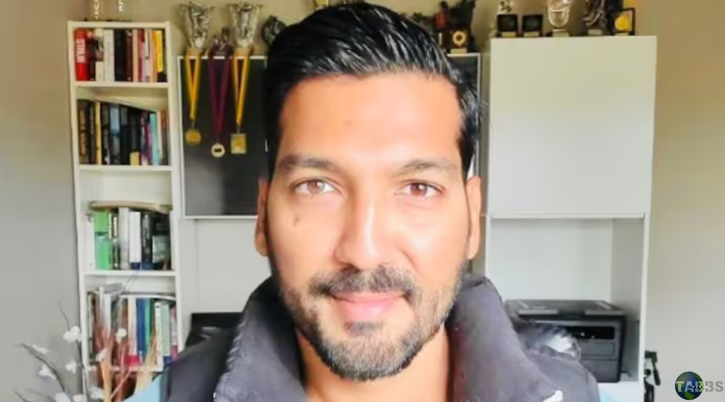 Pakistani YouTuber scammed by Indian man who changed his channel name to ‘Scumbag Begger